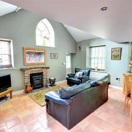 Vintage Holiday In Hackness Yorkshire With Garden Holiday home Scarborough